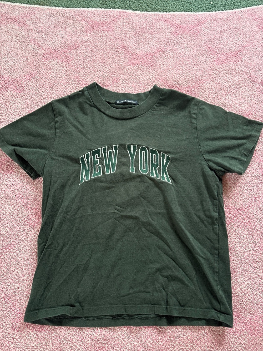 Brandy Melville Women's Green New York Short Sleeve T